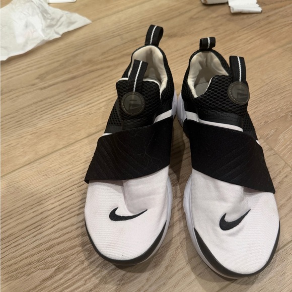 nike presto extreme white black